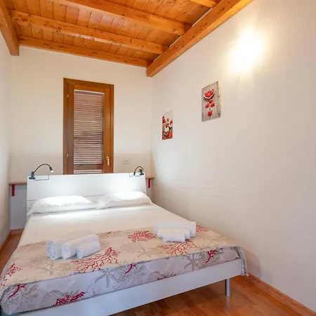 Casa Aurora 度假居 *